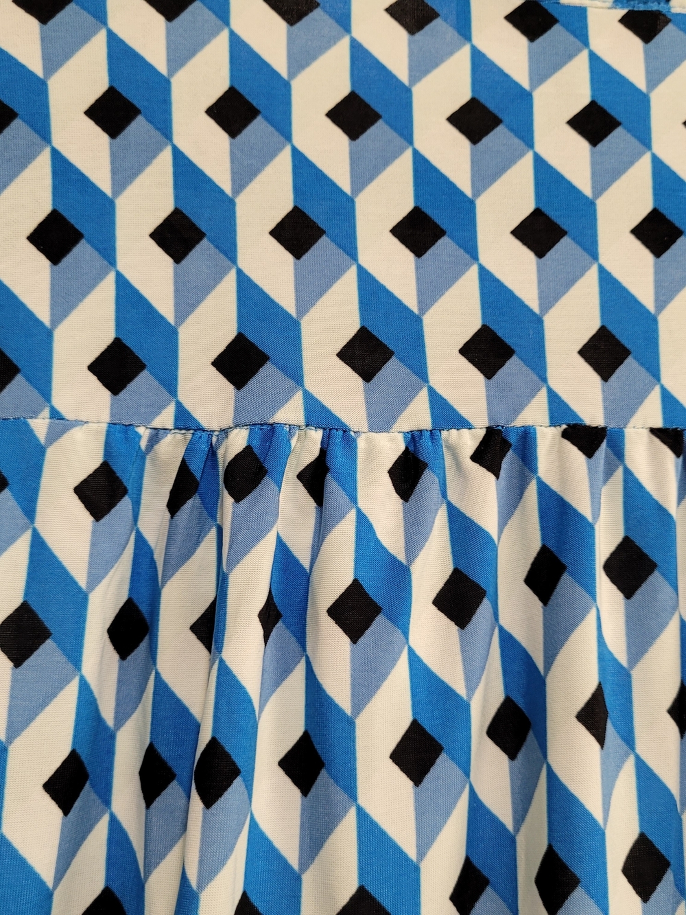 Cocomo Blue & White Geometric Print Tunic Blouse - Picture 8 of 9